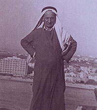 الشاعر أحمد الصافي النجفي البدوي الشريد المتمرد على ثياب المشيخة