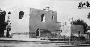 من تاريخ العبث باثار العراق تهديم الباب الشرقي في 12 مايس 1937