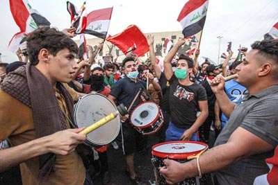 أغاني انتفاضة تشرين تلهب الحماس وتبعث برسائل احتجاج