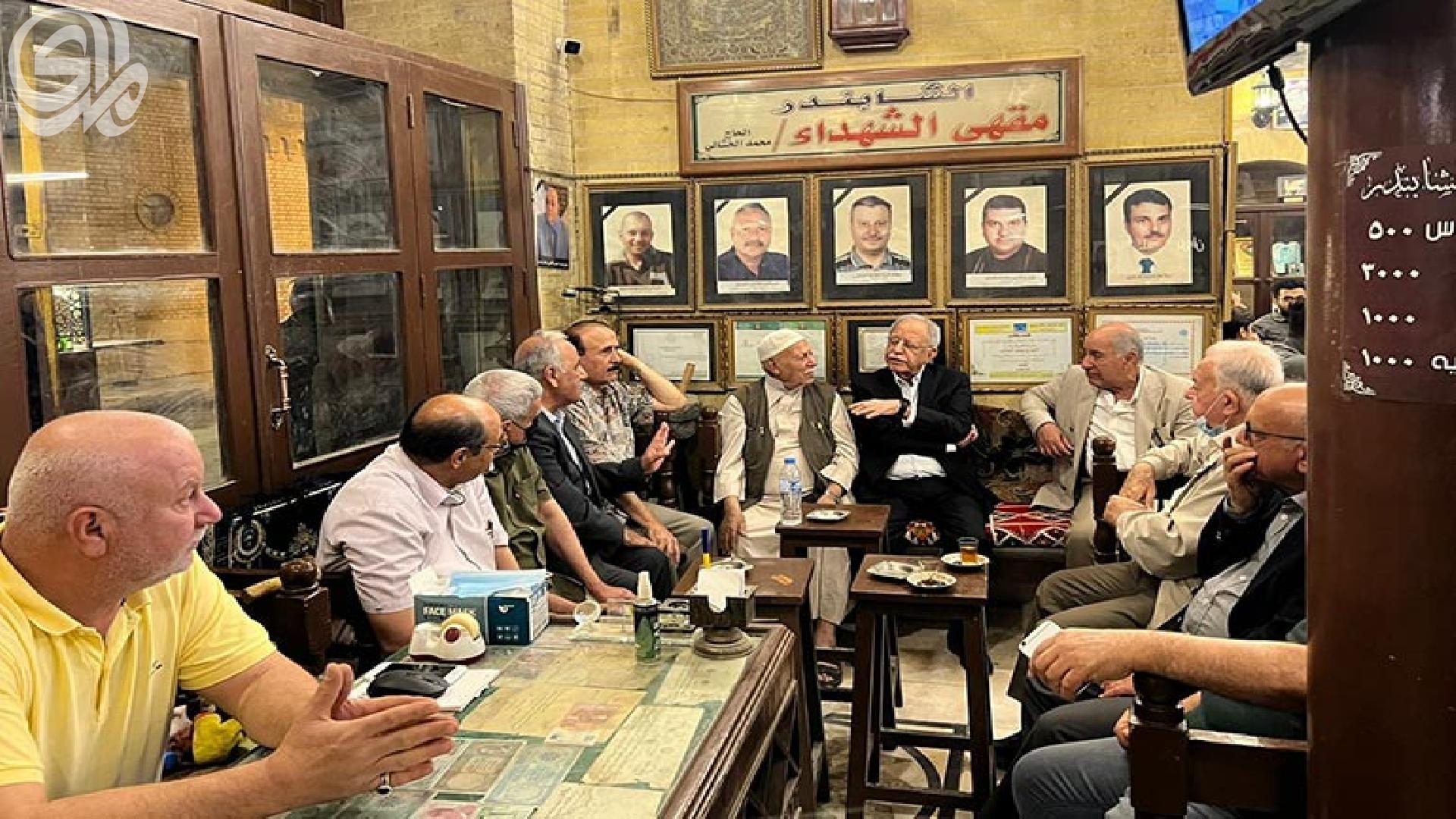 مقهى «الشابندر»... ذاكرة العراق الحديث